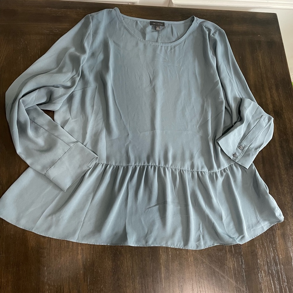 LIMITED Hem Ruffle Blouse - Picture 6 of 7